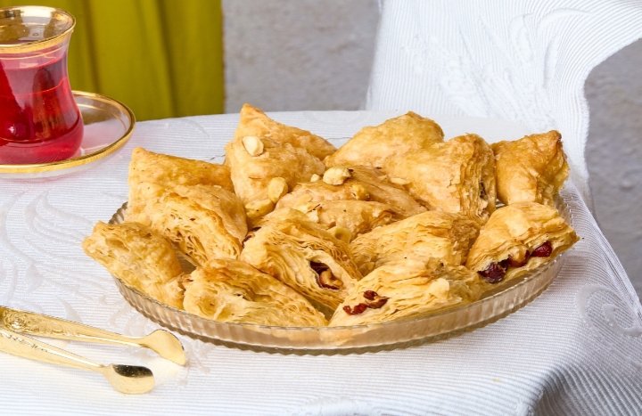 بغاشه مكسرات 1 كيلو