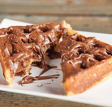 وافل نوتيلا .