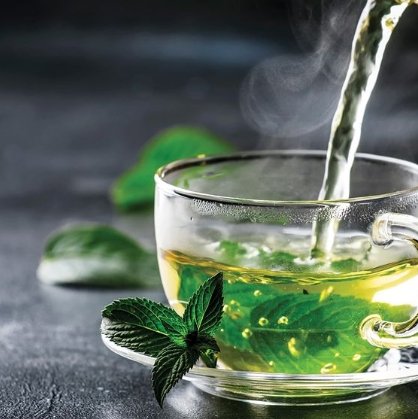 كوب شاي اخضر .           شاي اخضر بدون اضافات