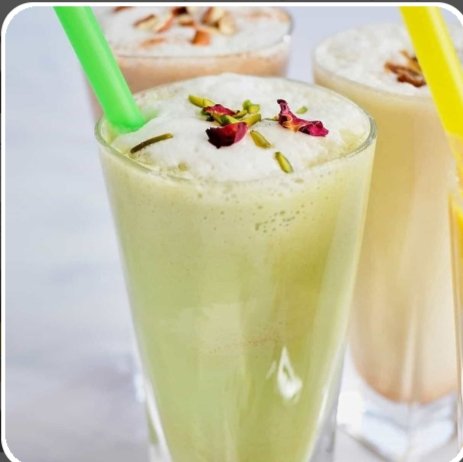 فيفا،مكون من ،موز،بلح،لبن،ايس كريم فريش المامون